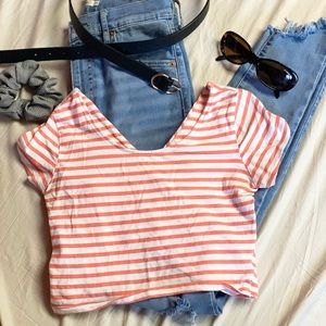 GARAGE Crop Top